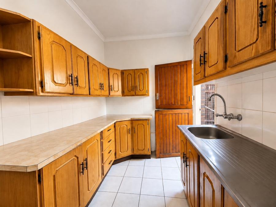 2 Bedroom Property for Sale in Rustenburg Central North West